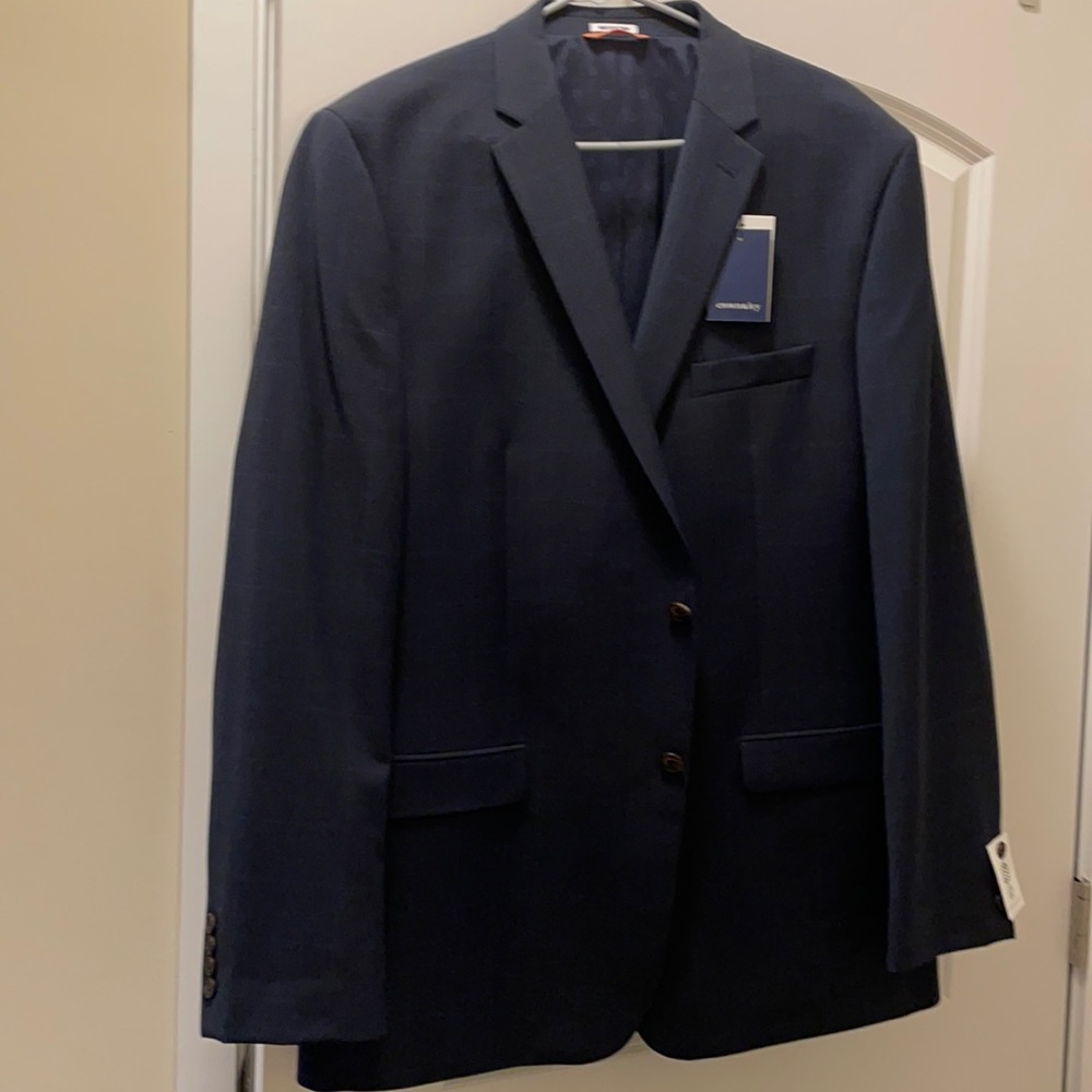Crown and ivy navy suit